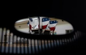 Como Trump e seus aliados estão trabalhando para diminuir a participação, atrair eleitores imediatos e roubar as eleições de 2026