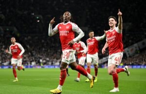 Tottenham 1-4 Arsenal: Gunners ampliam a vantagem no topo da Premier League para cinco pontos com grande vitória no derby