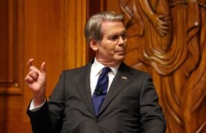 Bessent do Tesouro dança em torno de questões sobre reembolsos de tarifas