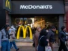 Trending tickers: Cisco, McDonald’s, AppLovin, Mercedes-Benz e Schroders