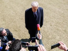 Trump levanta a possibilidade de uma “tomada amigável de Cuba” a partir das negociações com Havana