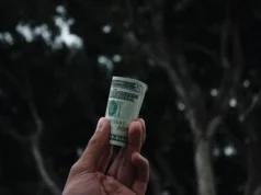 Loop Capital atualiza Qualcomm (QCOM) para comprar, vê ações se aproximando do ponto de viragem