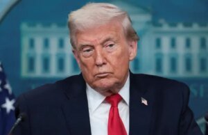 A tentativa ruinosa e fracassada de Trump de indiciar os democratas do Congresso