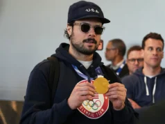 A estrela do Toronto Maple Leafs, Auston Matthews, ‘não deveria mais usar o "C"dizem alguns fãs após a visita da equipe dos EUA com Trump na Casa Branca