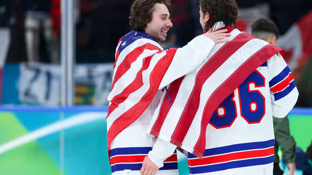 Acusados de sexismo, os irmãos Hughes réagissent