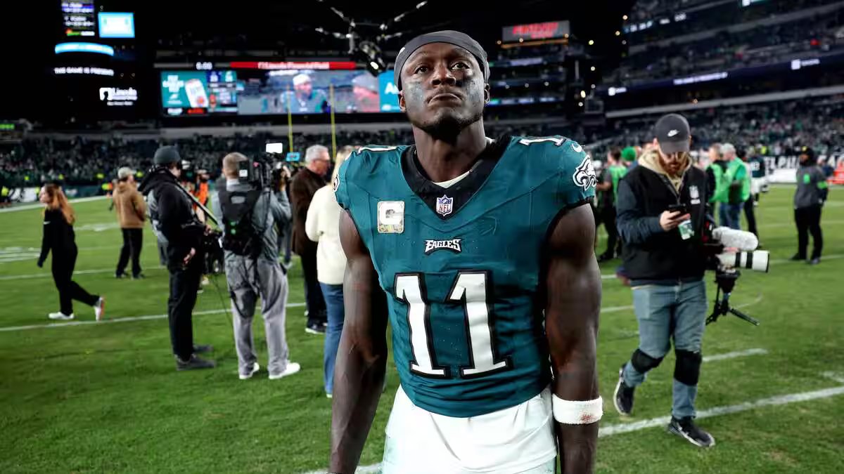 Ça enviou a barbatana para AJ Brown com os Eagles