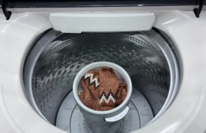 Se você já estragou suéteres na lavagem, a nova máquina da Whirlpool tem uma solução