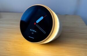 Acordar com um despertador de US$ 250 foi mais eficaz do que eu esperava – mas está longe de ser perfeito