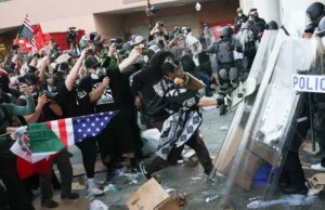 Os motins ‘principalmente pacíficos’ estão de volta