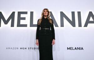 A Melania em “Melania” gosta muito de sua gaiola dourada
