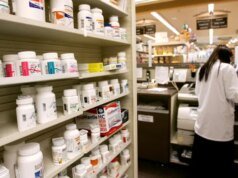 Análise minuciosa de anúncios farmacêuticos, um teste para liberdade de expressão