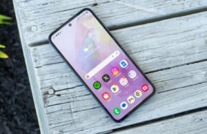 Esqueça o carro-chefe – este Galaxy de médio porte verifica todas as caixas certas por menos de US$ 200