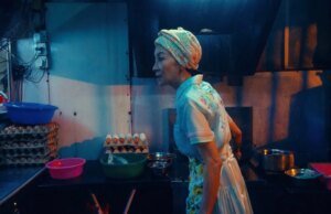 Sean Baker e Michelle Yeoh se unem para o novo projeto ‘Sandiwara’ da Fashion House Self-Portrait, com estreia no Festival de Cinema de Berlim