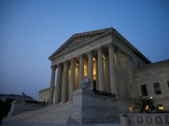 Suprema Corte choca o mundo ao declarar corretamente as tarifas globais de Trump inconstitucionais