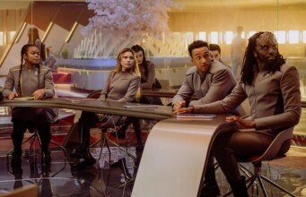 Alex Kurtzman aprendeu a colocar as estrelas da ‘Academia da Frota Estelar’ em perigo de uma fonte improvável