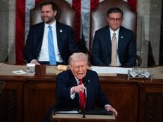 Por 108 minutos, Trump fez uma tediosa imitação de Mussolini