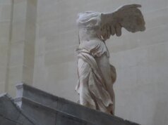 Diretor do Louvre sai, Museu Britânico ganha uma bugiganga Tudor e nenhuma bandeira de arco-íris para Stonewall