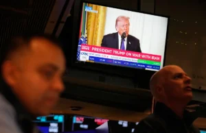 As medidas tomadas por Trump para influenciar os mercados estão cada vez mais fracas à medida que a guerra no Irão se arrasta