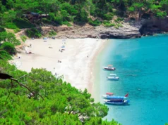 A guerra leva os europeus a mudarem as férias do Mediterrâneo Oriental