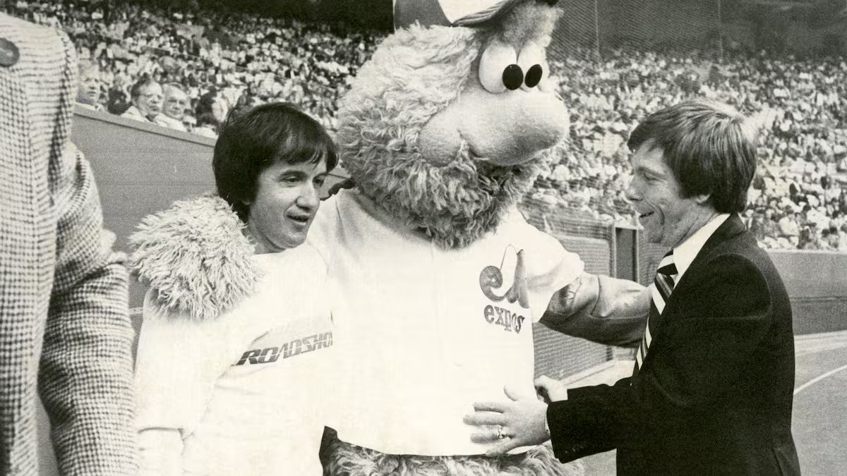 Comente Rodger Brulotte e participe do nascimento do Youppi!