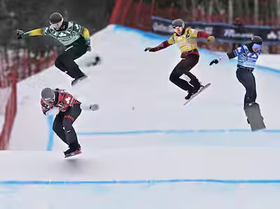 Snowboard cross: Éliot Grondin comblé de finir la saison à la maison