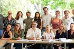 ‘Colin From Accounts’ inicia produção na 3ª temporada na Austrália; Elenco novo e recorrente revelado