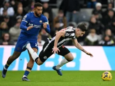 Inglaterra: Tino Livramento envia mensagem a Reece James enquanto dupla luta por vaga na Copa do Mundo