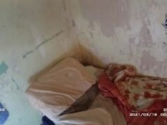 Condições imundas onde a mãe manteve a mulher como ‘escrava doméstica’ por 25 anos exposta