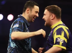 Clayton supera gota e esmaga Humphries na final