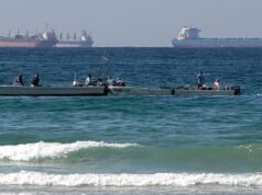 Outro petroleiro atingido por barco drone à medida que aumentam as tensões no Estreito de Ormuz