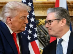 A guerra com o Irã prejudica a relação EUA-Reino Unido, já que Starmer e Trump discordam