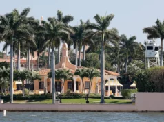 Democratas trocam assento no estado da Flórida que representa Mar-a-Lago de Trump