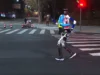 Robôs humanóides completam treino para meia maratona em Pequim