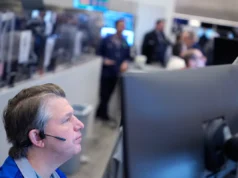 Mercado de ações hoje: Dow, S&P 500, Nasdaq caem enquanto o nervosismo da guerra no Irã retorna com outro aumento do petróleo