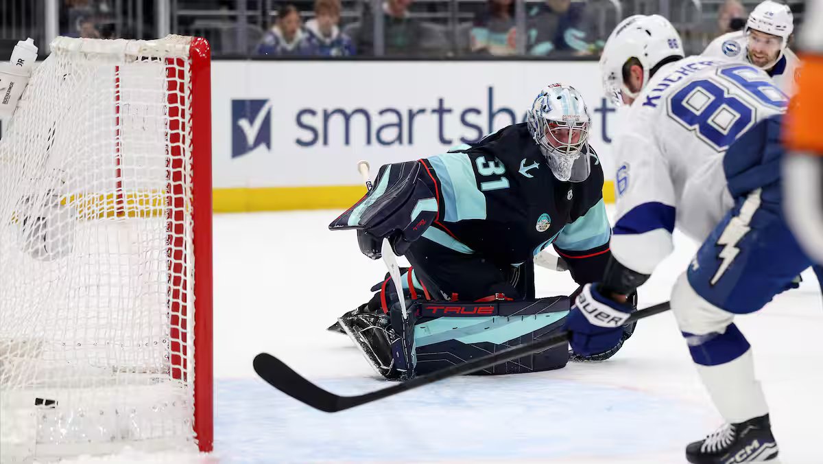 Kucherov supera Lecavalier… e se aproxima de Martin St-Louis