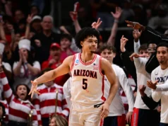 O número 1 do Arizona consegue a primeira aparição na Final Four em 25 anos, com vitória por 79-64 na Elite 8 sobre o número 2 Purdue