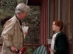 Lindsay Lohan reflete sobre crescer sob os holofotes: Por que ninguém ‘me tirou de lá?’