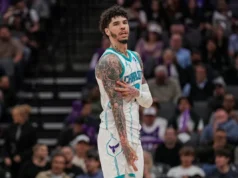 LaMelo Ball marca 30 pontos na vitória do Hornets sobre o Kings por 117-109
