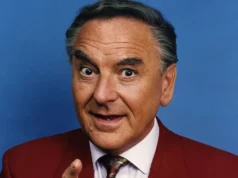 Oficina de conserto de TV rejeita livro de piadas ‘inapropriado’ de Bob Monkhouse