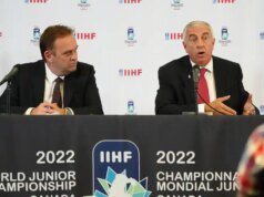 IIHF: Luc Tardif pneu em reverência