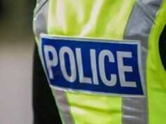 Três prisões enquanto adolescente morre em acidente de moto