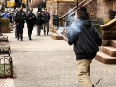 6 presos após ‘dispositivo suspeito’ ser jogado do lado de fora da casa do prefeito de Nova York