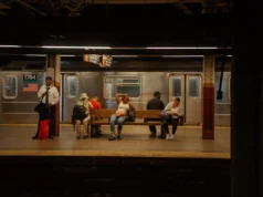 Recorrendo às redes sociais para reclamar das viagens quentes de metrô? Você não está sozinho, diz estudo