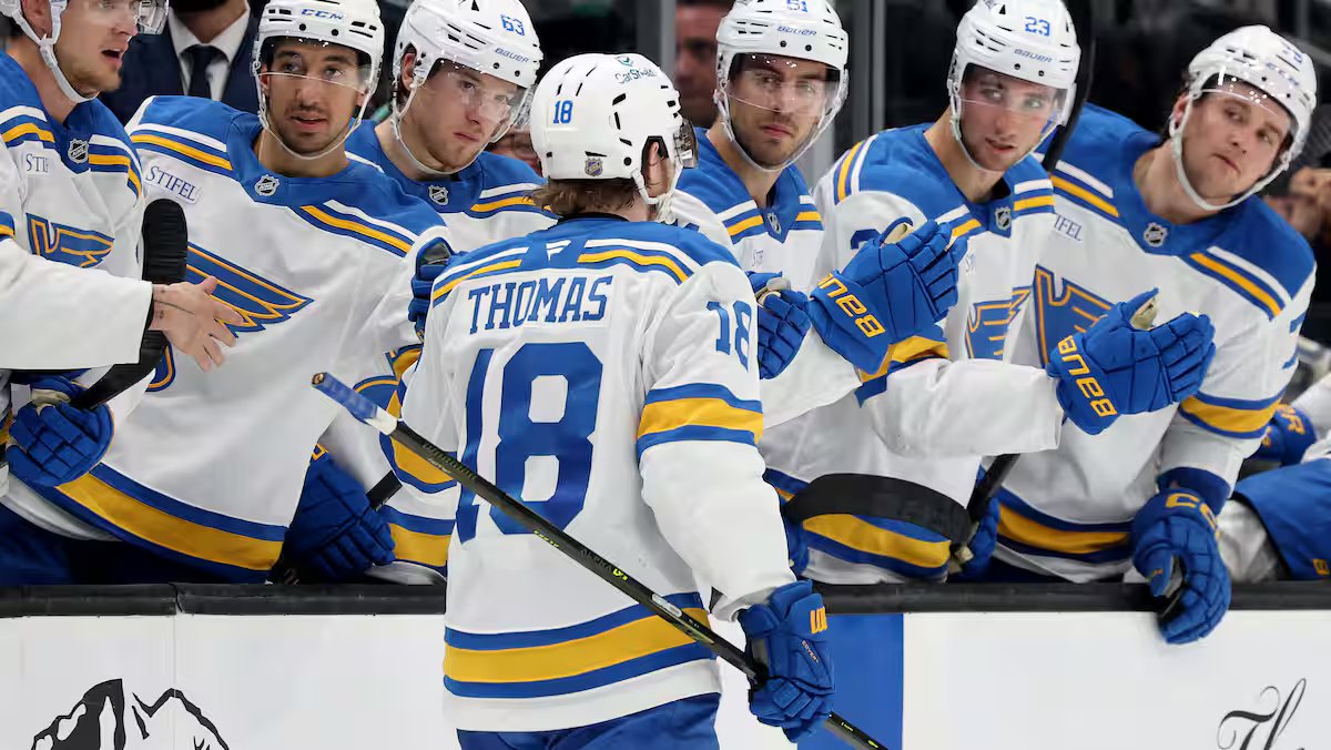 A folie s’intensifie autour de Robert Thomas