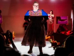 Modelos com síndrome de Down desfilam na passarela de Bucareste para o Dia Mundial da Síndrome de Down, em fotos