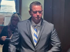 O júri considera ex-policial de Nova York culpado de homicídio culposo na perseguição que matou um menino de 11 anos em 2020