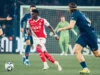 Uma atuação de Lamine Camara faz de tudo e o leva a ser nomeado MVP contra o PSG