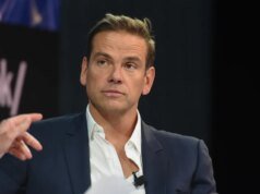 Lachlan Murdoch afirma que a CNN apoiada por Ellison será “forte concorrente” da Fox News, mas “veicular notícias é difícil”