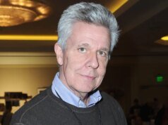 Stephen Hibbert, escritor de comédias de TV e ator que interpretou o Gimp em ‘Pulp Fiction’, morre aos 68 anos