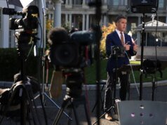 Peter Alexander anuncia saída da NBC News depois de servir como correspondente-chefe da Casa Branca e co-apresentador do Saturday ‘Today’